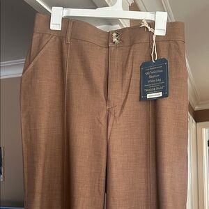 Democracy Luxe Touch Skyrise Pants in Brown